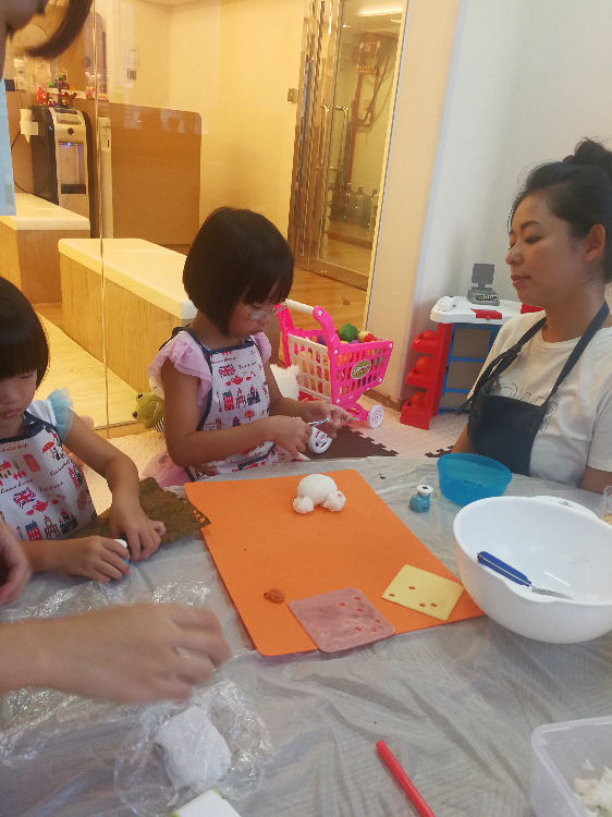 Little Master-chef 小廚神廚房 (3-10 years old)