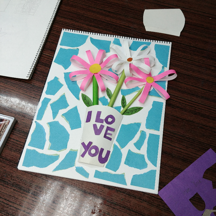 拼貼 利用紙張讓學童引發不同的想像空間從而拼貼一幅畫作